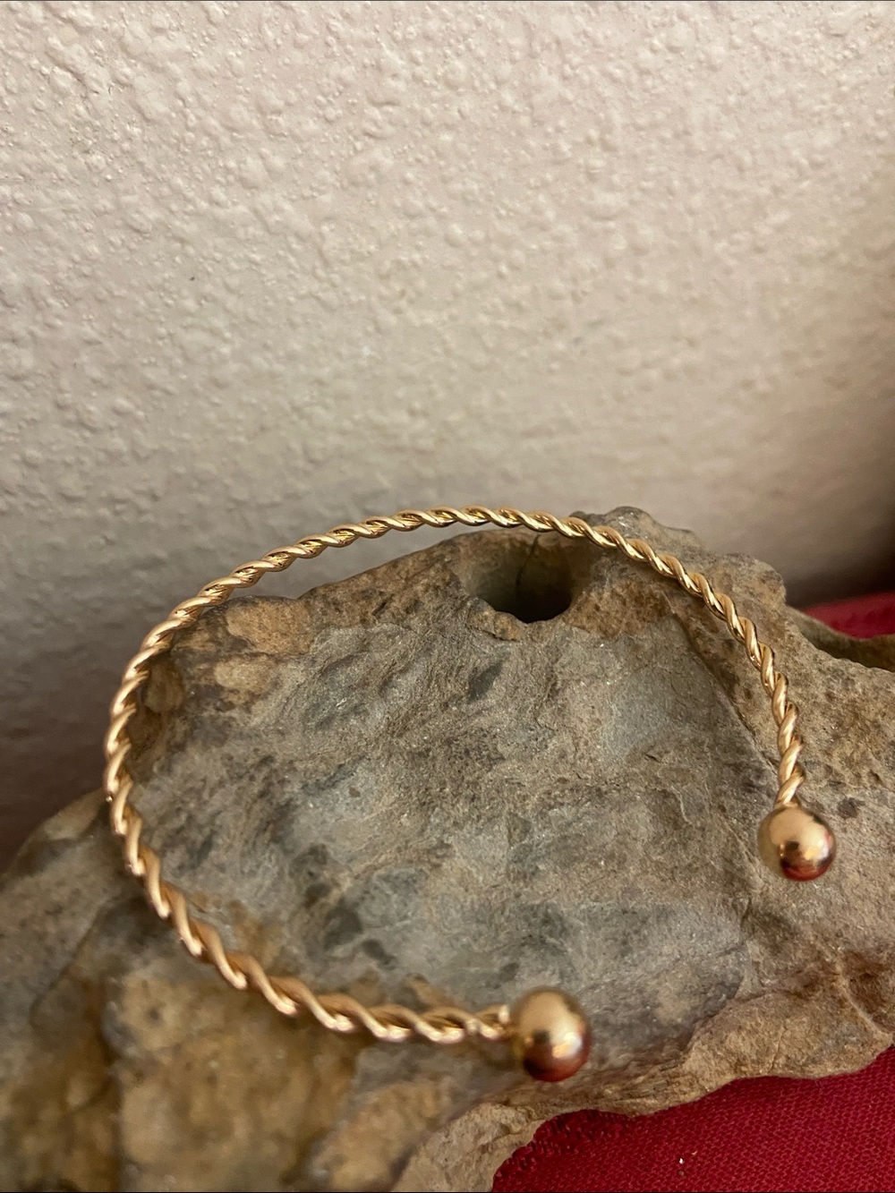 5/$10❤️❤️❤️NEW Twisted Gold Tone Zinc Alloy Open Cuff Bracelet